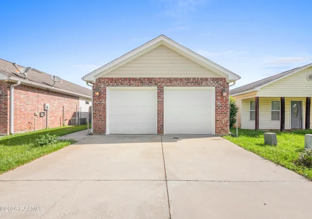 Single family home for sale at 407 Smith Reed Rd, Lafayette, LA 70507 | MLS# 2600005492 | Listing updated on 2026-09-18