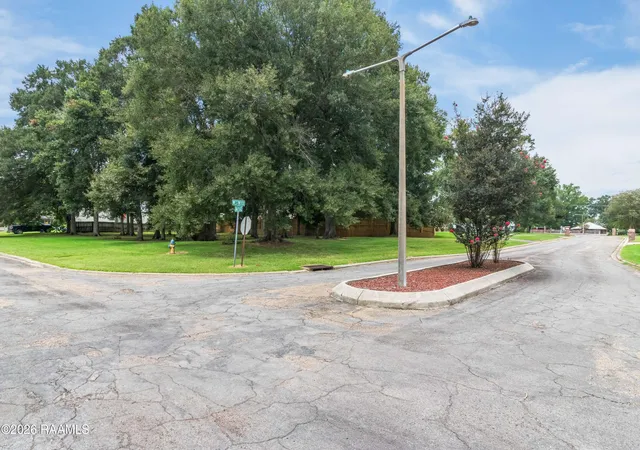 Photo 2 of Land for sale at 0 Oak Pl #29, New Iberia, LA 70563 | MLS# 2600007293 | Listing updated on 2026-08-07