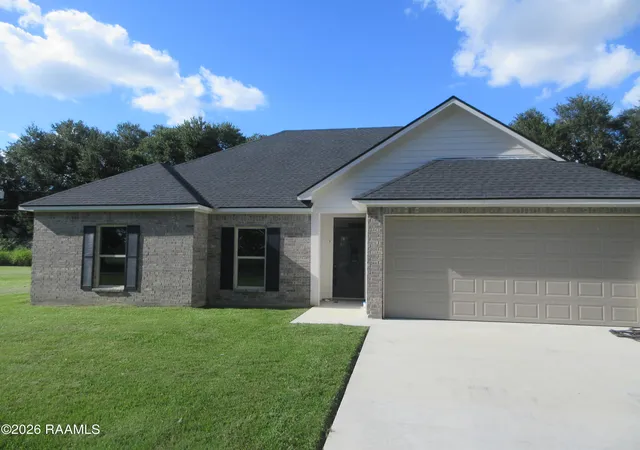 Photo 1 of Sale Pending at 173 Rue Maury, Ville Platte, LA 70586 | MLS# 2600007484 | Listing updated on 2026-08-31