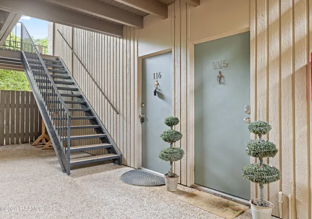 Condominium at 1008 S College Rd #116, Lafayette, LA 70503 | MLS# 2600006664 | | Sold on 2026-08-19