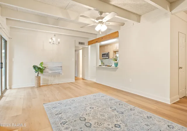 Photo 4 of Condominium at 1008 S College Rd #116, Lafayette, LA 70503 | MLS# 2600006664 | | Sold on 2026-08-19