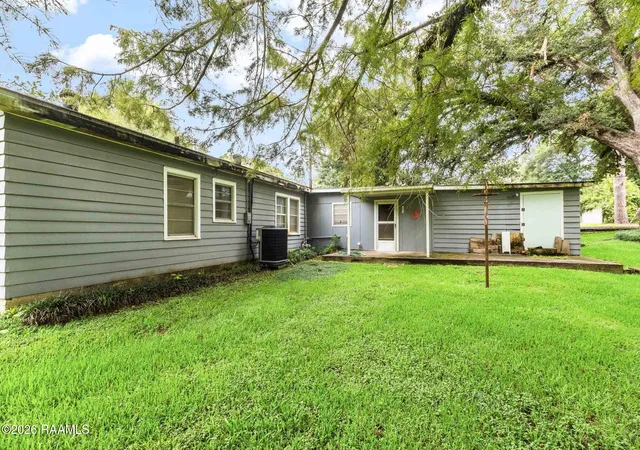 Photo 3 of Single family home for sale at 201 River Rd, Lafayette, LA 70501 | MLS# 2600005513 | Listing updated on 2026-07-14