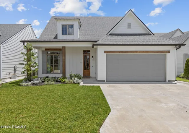 Photo 1 of Single family home for sale at 219 Harvest Crk Ln, Lafayette, LA 70508 | MLS# 2600007460 | Listing updated on 2026-09-16
