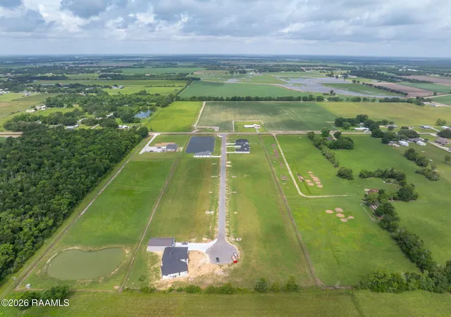 3rd image of 154 Chase Dr, Scott, LA 70583 | MLS# 2600005293