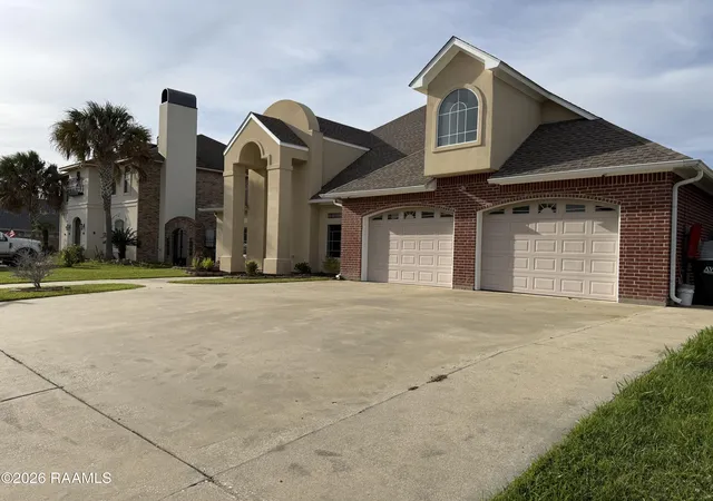 3rd image of 205 Ravine Run Dr, Lafayette, LA 70506 | MLS# 2600002101