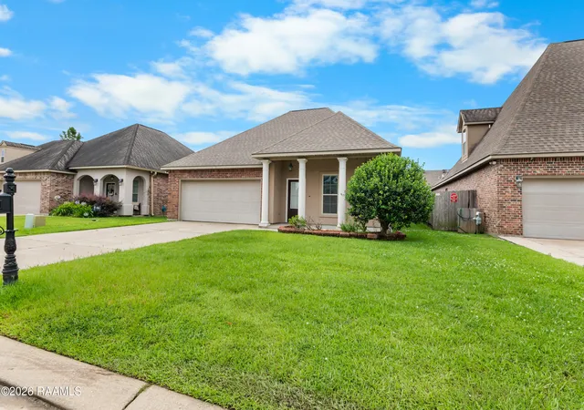 Homes for sale in Lafayette, LA | 120 Kohen Luke Dr, Lafayette, LA 70506 | MLS# 2600004766