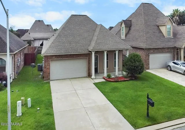 Photo 3 of Single family home for sale at 120 Kohen Luke Dr, Lafayette, LA 70506 | MLS# 2600004766 | Listing updated on 2026-10-06