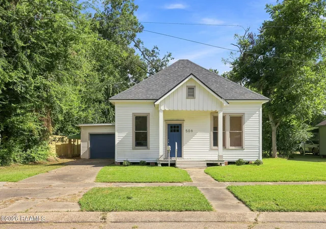 Photo 1 of Single family home for sale at 506 E Plaquemine St, Jennings, LA 70546 | MLS# 2600007809 | Listing updated on 2026-08-21