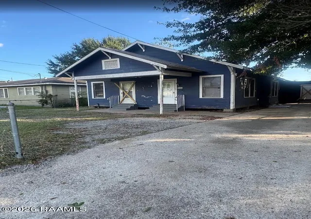 Photo 3 of Sale Pending at 504 S Orange St, Lafayette, LA 70501 | MLS# 2600007928 | Listing updated on 2026-09-17