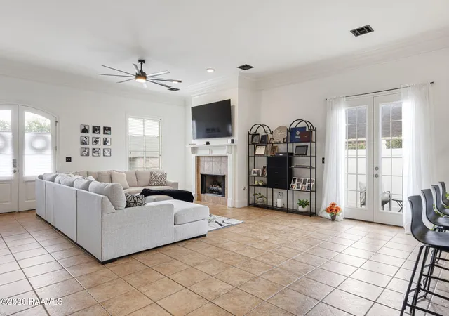 Photo 4 of Single family home for sale at 205 Vinemont Dr, Lafayette, LA 70501 | MLS# 2600004838 | Listing updated on 2026-09-09