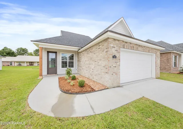 1st image of 121 Crooked Pine Ln, Scott, LA 70583 | MLS# 2600004182