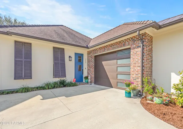 Photo 4 of Single family home for sale at 109 Croft Row, Lafayette, LA 70503 | MLS# 2600001088 | Listing updated on 2026-09-21