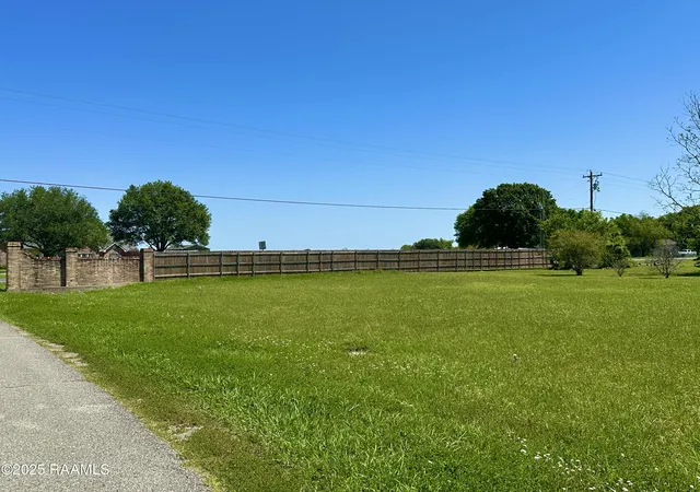 Homes for sale in St. Martinville, LA | 000 Bunker Dr, St. Martinville, LA 70582 | MLS# 2020022879