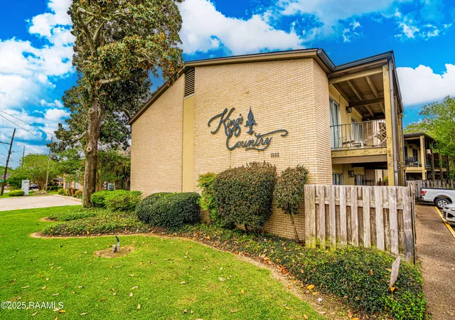 Condominium at 1008 S College Rd #117, Lafayette, LA 70503 | MLS# 2020022486 | | Sold on 2025-05-15