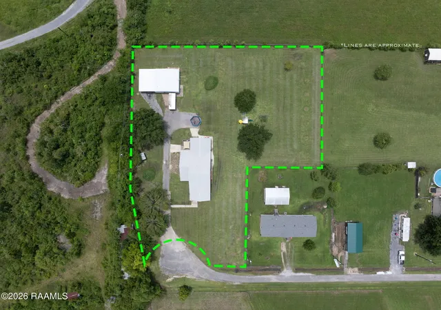 36th image of 124 Al Romero Jr Rd, Maurice, LA 70555 | MLS# 2600006433
