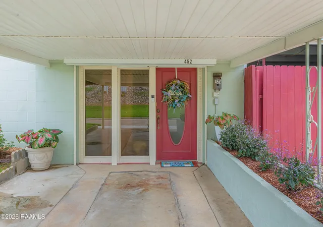Homes for sale in Berwick, LA | 452 Pacific St, Berwick, LA 70342 | MLS# 2600005585