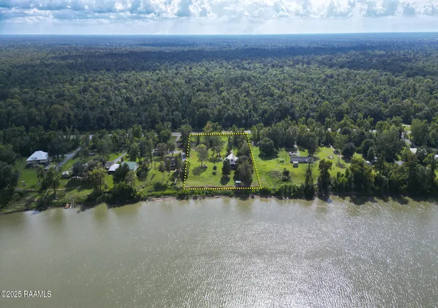 21st image of 2107 Atchafalaya River Hwy Hwy, Breaux Bridge, LA 70517 | MLS# 2500004131
