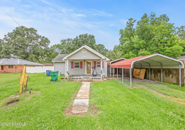 Homes for sale in Crowley, LA | 1416 S Avenue J, Crowley, LA 70526 | MLS# 2600005501