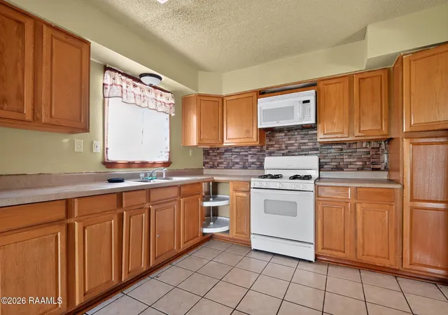 Homes for sale in New Orleans, LA | 3312 N Claiborne Ave, New Orleans, LA 70117 | MLS# 2600005746