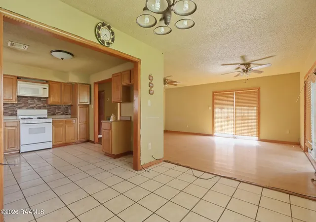 Homes for sale in New Orleans, LA | 3312 N Claiborne Ave, New Orleans, LA 70117 | MLS# 2600005746