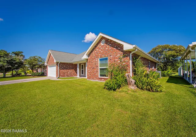 Photo 2 of Sale Pending at 318 Aspen Dr, Raceland, LA 70394 | MLS# 2600007202 | Listing updated on 2026-09-03