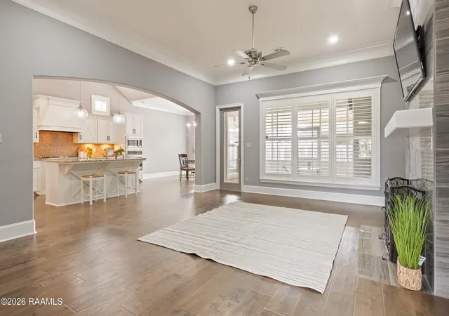 image of 1102 Huval St, Broussard, LA 70518 | MLS# 2600006723