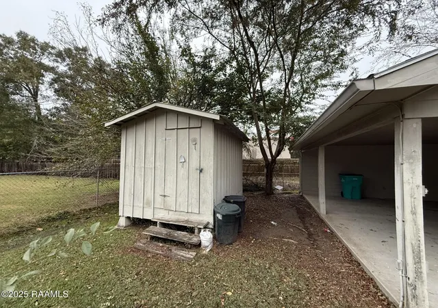 Photo 10 of Single family home for sale at 705 E Washington St, Ville Platte, LA 70586 | MLS# 2600006881 | Listing updated on 2026-08-28