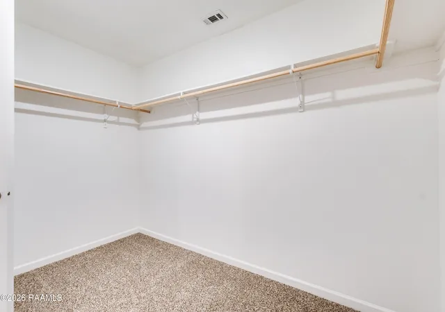 Photo 3 of Single family home for sale at 105 Chestnut Oak Dr, Lafayette, LA 70507 | MLS# 2600004982 | Listing updated on 2026-09-14