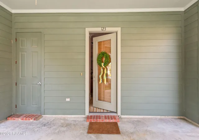 Photo 3 of Single family home for sale at 123 Flamingo Row, Lafayette, LA 70508 | MLS# 2600006982 | Listing updated on 2026-10-07