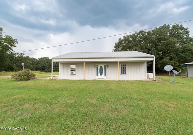 Photo 1 of Single family home for sale at 1652 Hwy 167, Opelousas, LA 70570 | MLS# 2600007919 | Listing updated on 2026-08-25