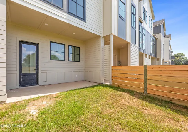 3rd image of 102 Southern Heights, Lafayette, LA 70508 | MLS# 2600007211