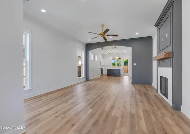 4th image of 410 Dunvegan Ct, Lafayette, LA 70503 | MLS# 2600001280