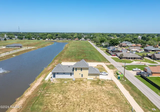 5th image of 411E Villager Ave, Scott, LA 70583 | MLS# 24003970