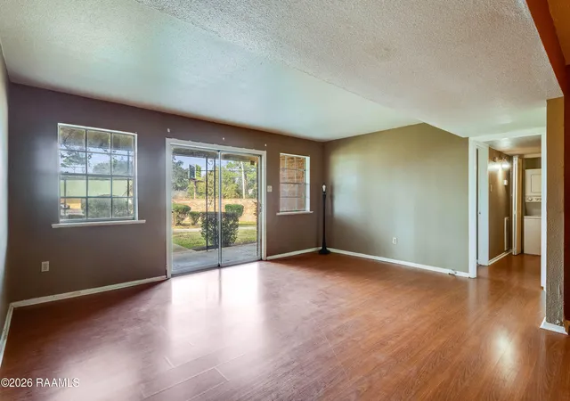 Homes for sale in Lafayette, LA | 3121 Johnston St, Lafayette, LA 70503