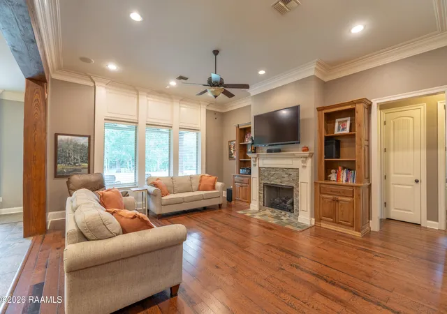 Photo 3 of Single family home for sale at 164 Bordelais Dr, Opelousas, LA 70570 | MLS# 2600008119 | Listing updated on 2026-08-29