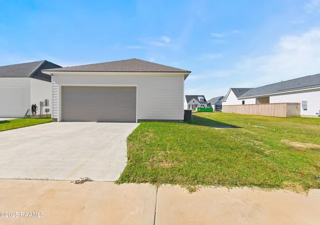 29th image of 209 Keystone Dr, Scott, LA 70583 | MLS# 2500001120