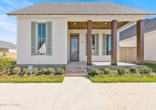 2nd image of 209 Keystone Dr, Scott, LA 70583 | MLS# 2500001120
