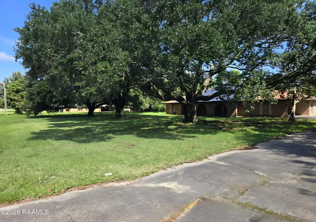 2nd image of 408 Ole Colony Rd, Lafayette, LA 70506 | MLS# 2600004523