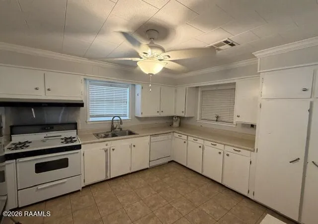 Photo 2 of Single family home for sale at 410 E Edward St, Erath, LA 70533 | MLS# 2600007782 | Listing updated on 2026-08-27
