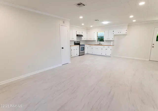 Photo 3 of Single family home for sale at 404 Rampart St, Carencro, LA 70520 | MLS# 2600008134 | Listing updated on 2026-09-18