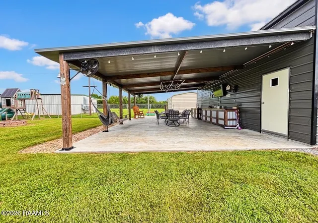 Homes for sale in Patterson, LA | 328 Progresso Rd, Patterson, LA 70392 | MLS# 2600004945