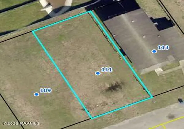 Photo 1 of Land for sale at 111 Madeira Dr, Lafayette, LA 70501 | MLS# 2600001294 | Listing updated on 2026-02-23
