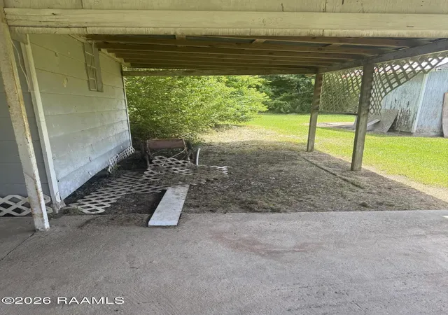 Photo 3 of Single family home for sale at 3301 Olivier Rd, Jeanerette, LA 70544 | MLS# 2600007102 | Listing updated on 2026-08-01