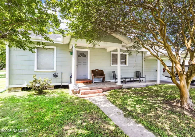 Homes for sale in Lafayette, LA | 101 Rayland St, Lafayette, LA 70506 | MLS# 2600004743
