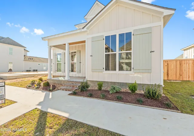 5th image of 302 Villager Ave, Scott, LA 70583 | MLS# 2500005474