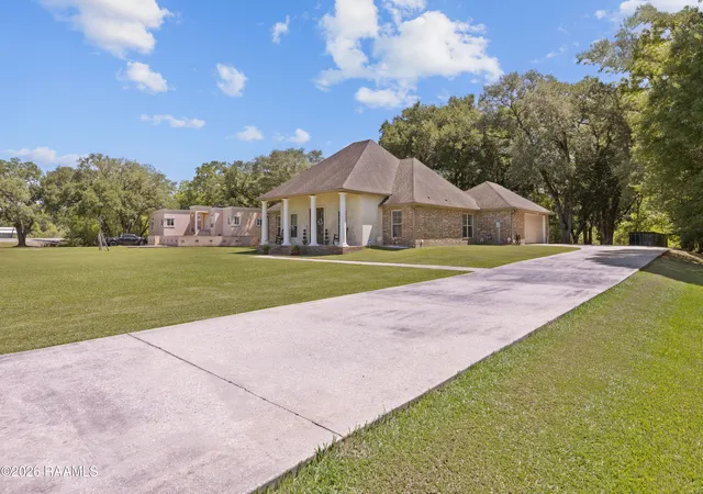 2nd image of 1353 Sawmill Hwy, Breaux Bridge, LA 70517 | MLS# 2600004178