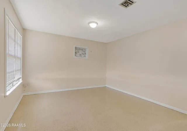 3rd image of 117 S Richter Dr, Lafayette, LA 70501 | MLS# 2600006212