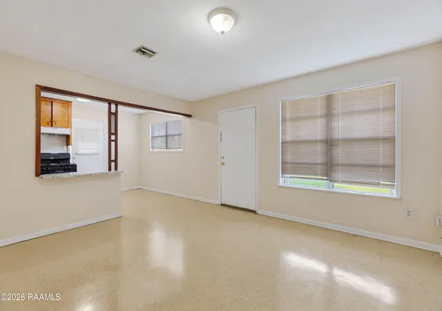 4th image of 117 S Richter Dr, Lafayette, LA 70501 | MLS# 2600006212