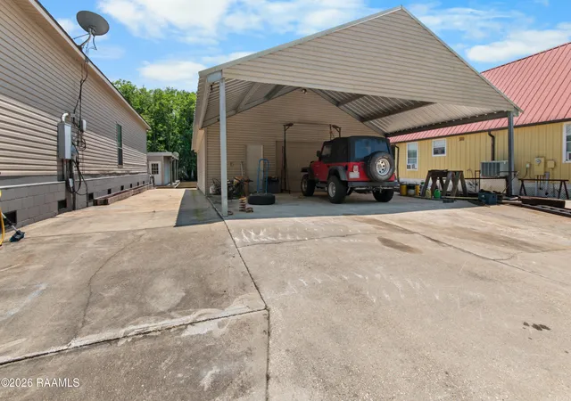 3rd image of 22390 Chene Blanc Ln, Maurepas, LA 70449 | MLS# 2600006180