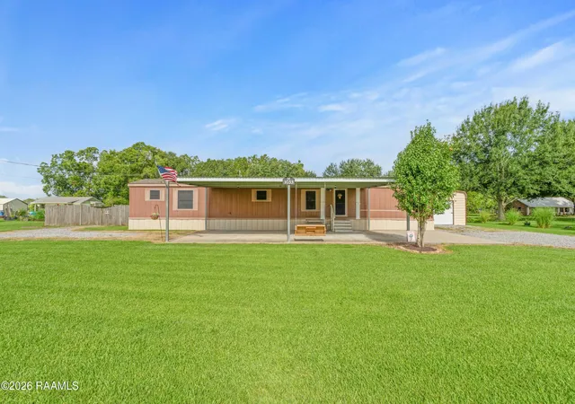 3rd image of 1033 Lucette Guidry Rd, Breaux Bridge, LA 70517 | MLS# 2600006869